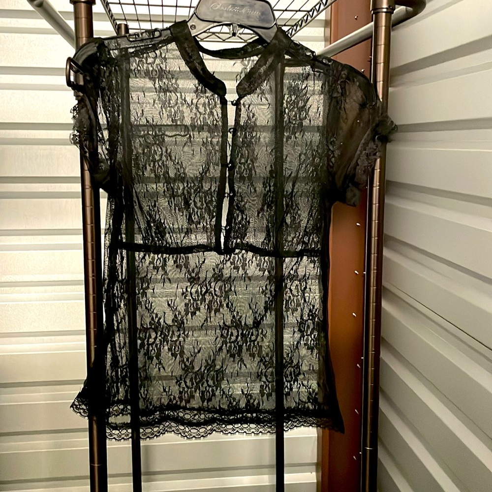 Lace shirt